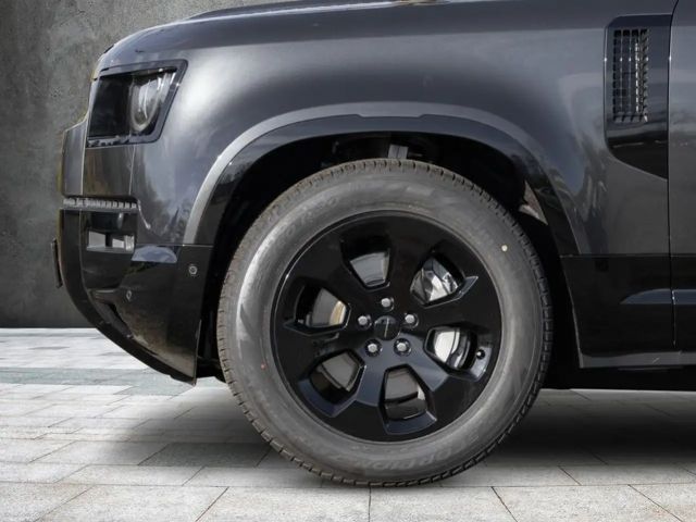Land Rover Defender 110 Dynamic SE