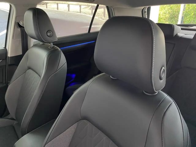 Volkswagen Golf 1.5 TSI