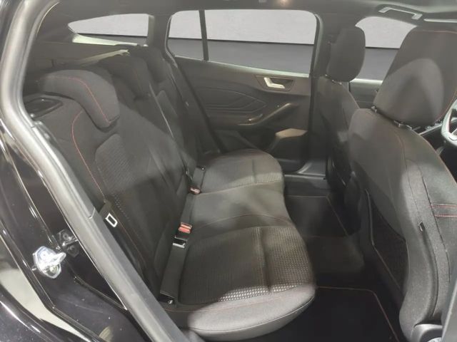 Ford Focus ST Line Wagon