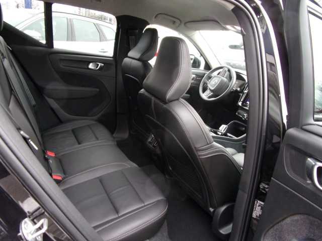 Volvo XC40 Dark Plus