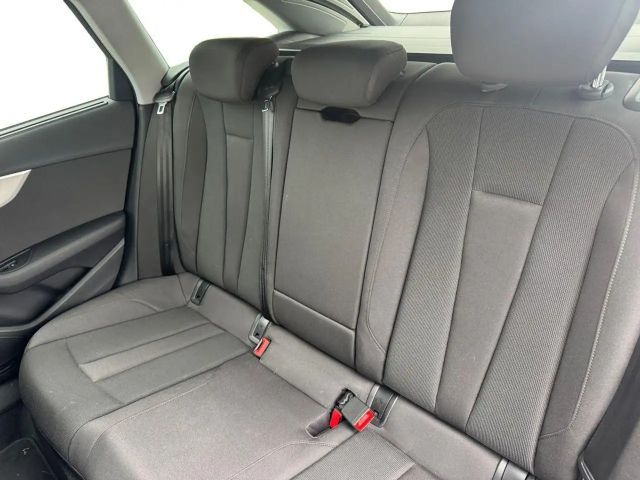 Audi A4 35 TDI Avant S-Tronic