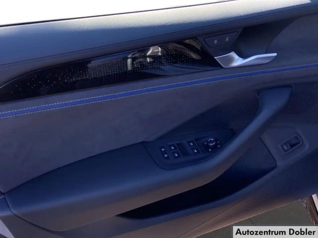 Volkswagen Passat 4Motion R-Line Variant