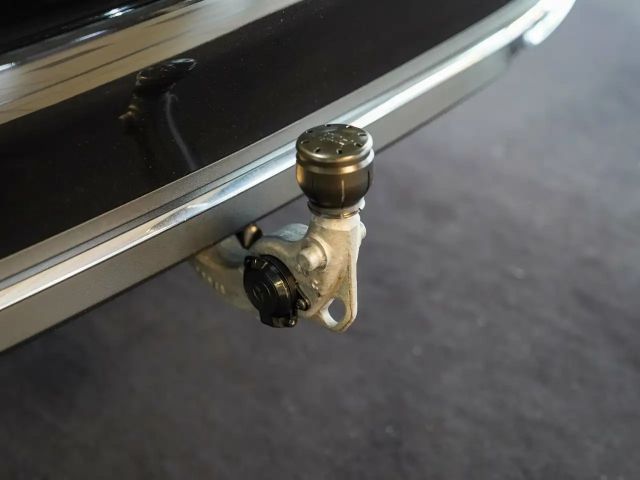 Mercedes-Benz C 220 AVANTGARDE C 220 d Estate