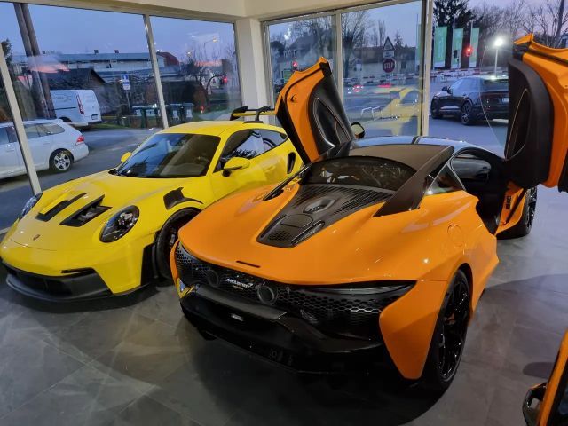 McLaren Artura Performance Black Paket Lift Sport Auspuff Clubsp.