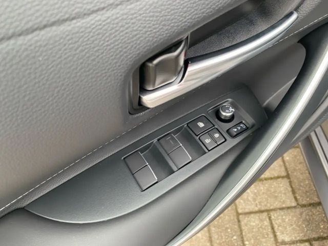 Toyota Corolla Hybride Team D