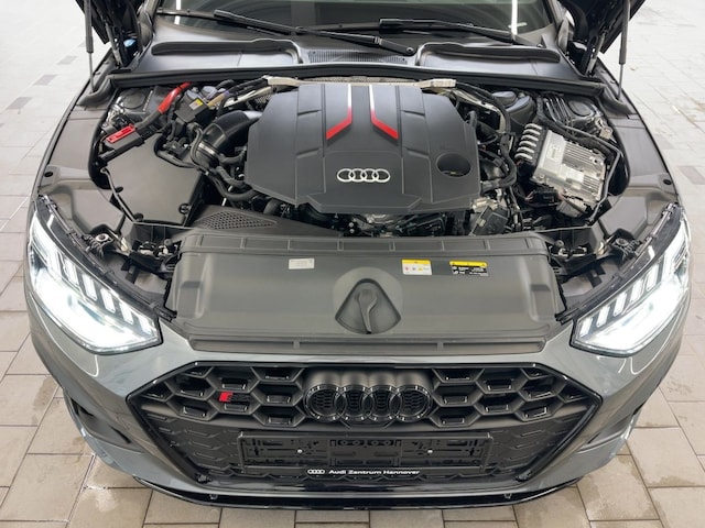 Audi S4 Avant Quattro