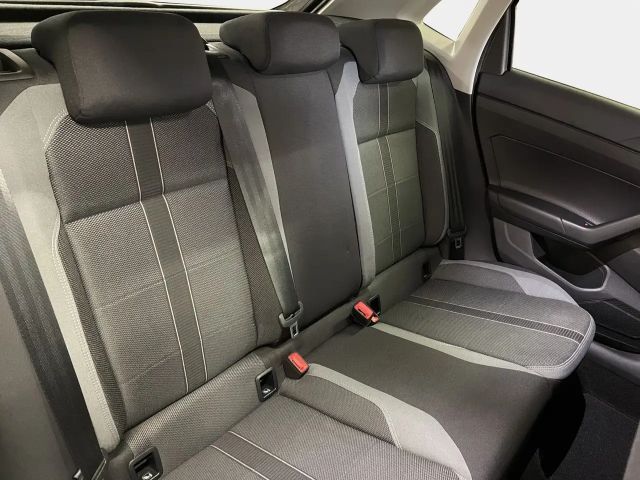 Volkswagen Polo 1.0 TSI Highline R-Line