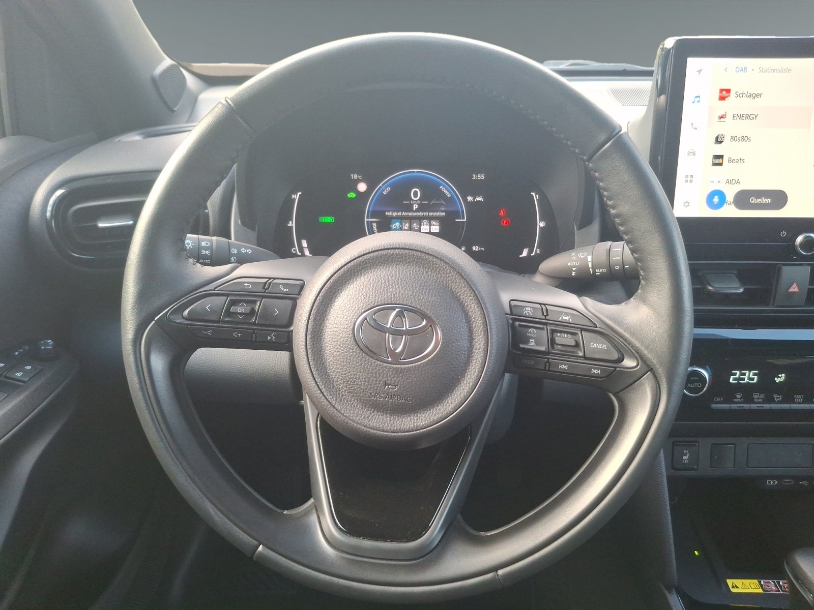 Toyota Yaris Cross 4x2 5-deurs Plus