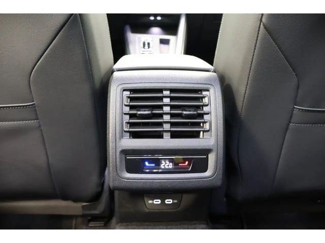 Volkswagen Golf 2.0 TDI DSG Golf VIII Variant