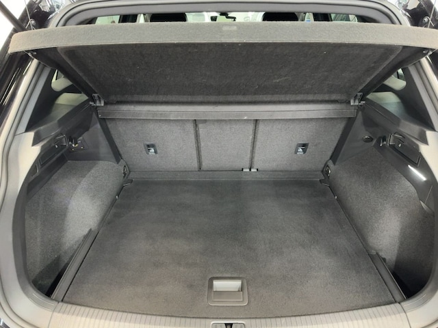 Volkswagen Tiguan 1.5 TSI DSG R-Line