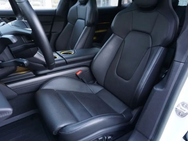 Porsche Taycan Sport Turismo Turbo