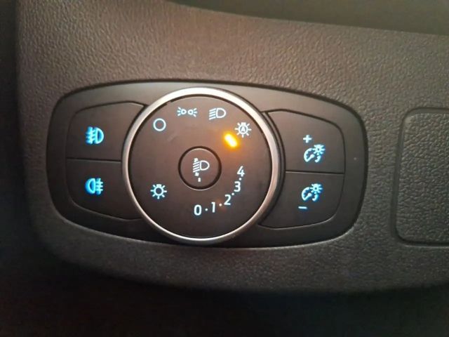 Ford Puma EcoBoost Titanium