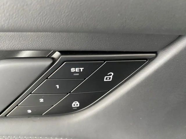 Porsche Taycan Turbo