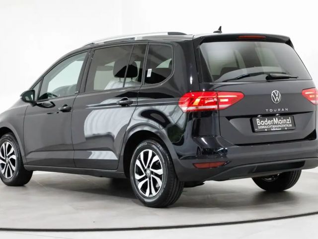 Volkswagen Touran 1.5 TSI DSG