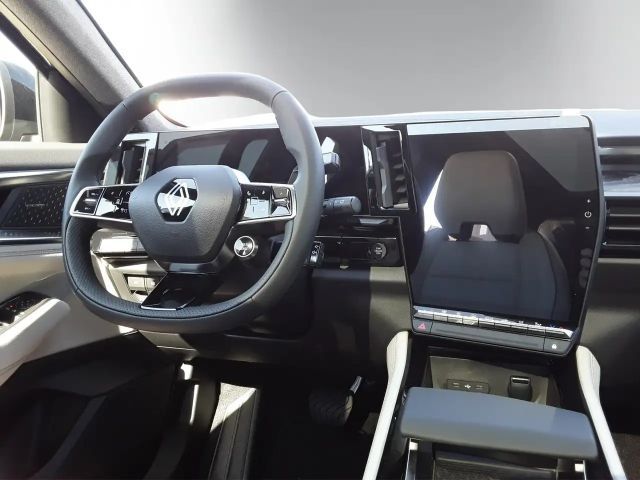 Renault Espace E-Tech Iconic