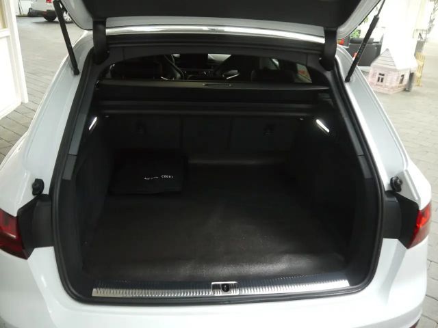 Audi RS4 Competition Quattro