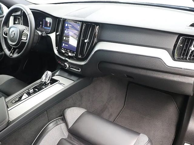 Volvo XC60 AWD Dark Geartronic Plus