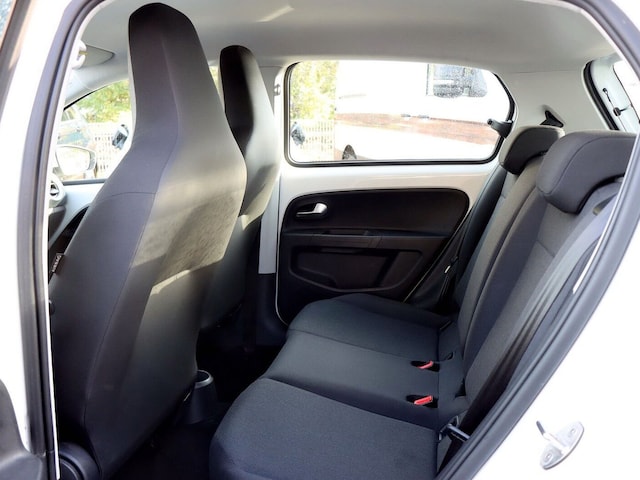 Volkswagen up! Move Move up!