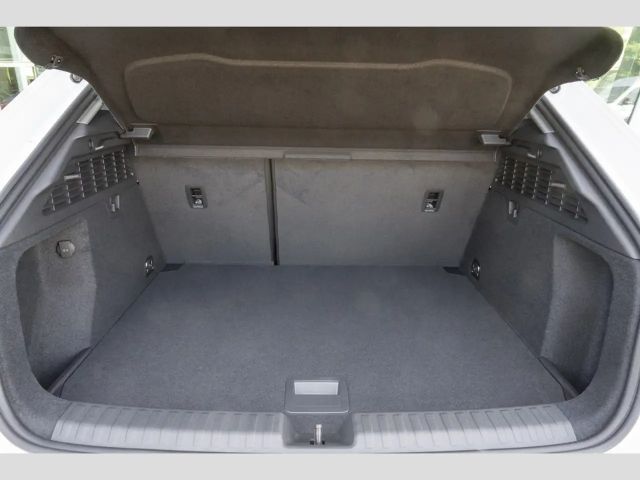 Audi A3 30 TFSI S-Line Sedan Sportback