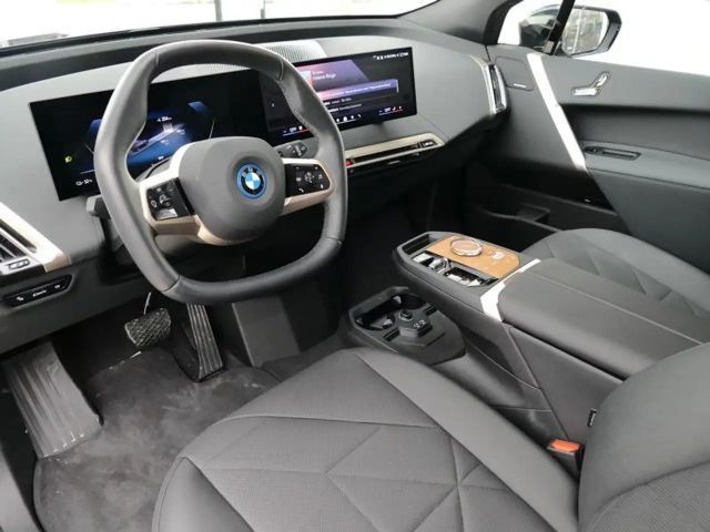 BMW iX xDrive50