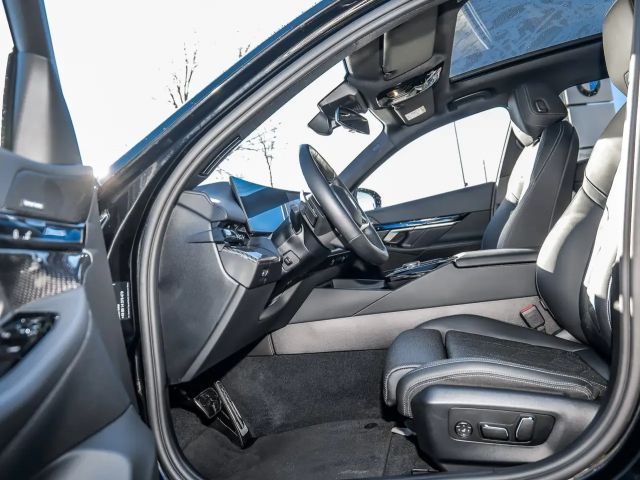 BMW 520 520d M-Sport Touring