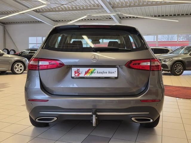 Mercedes-Benz B 180 Progressive