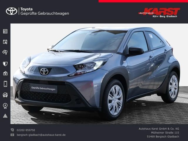 Toyota Aygo X 1.0 VVT-i Business