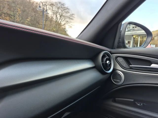 Alfa Romeo Stelvio Q4