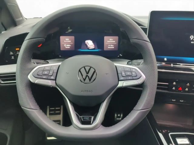 Volkswagen Golf R-Line Variant