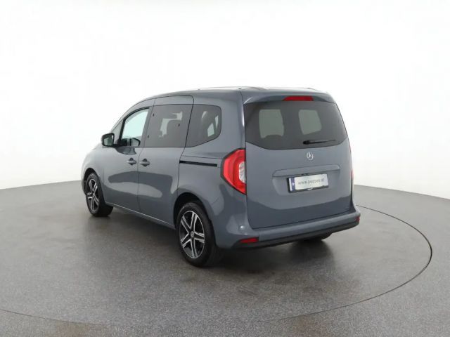 Mercedes-Benz T 180 T 180 Standard Aut. 5 Sitze Navi Cam SHZ LED