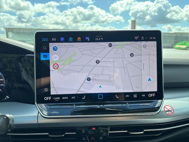 Volkswagen Golf 1.5 eTSI Golf VIII