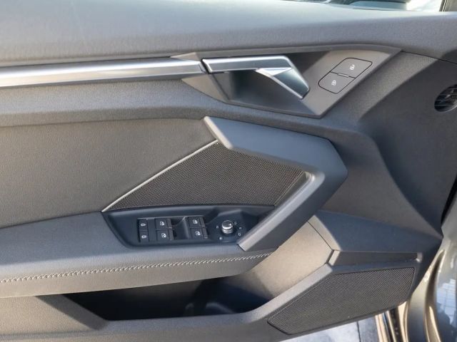 Audi A3 35 TFSI S-Line Sedan Sportback