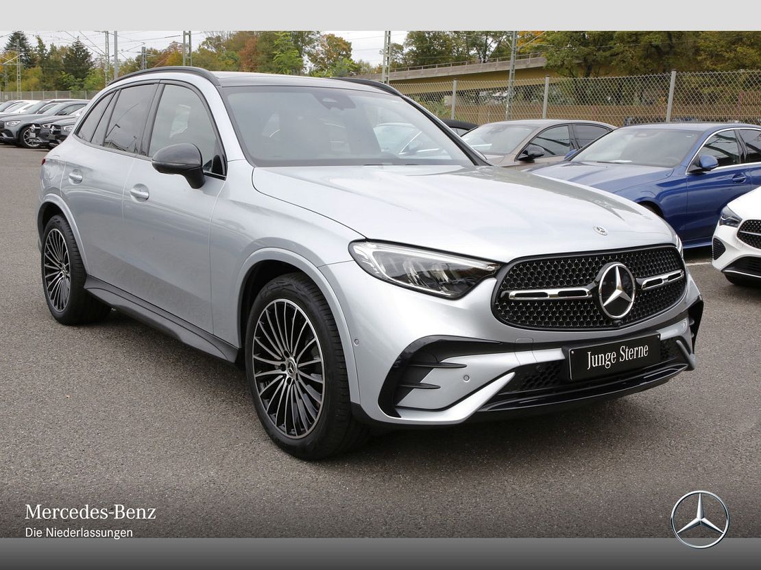Mercedes-Benz GLC 300 4MATIC AMG Line GLC 300 d