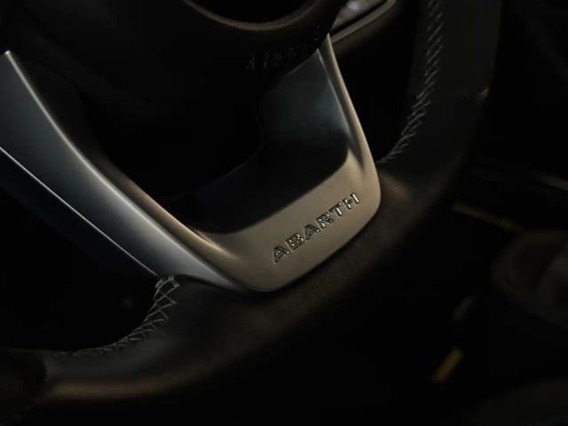 Abarth 500e Scorpionissima
