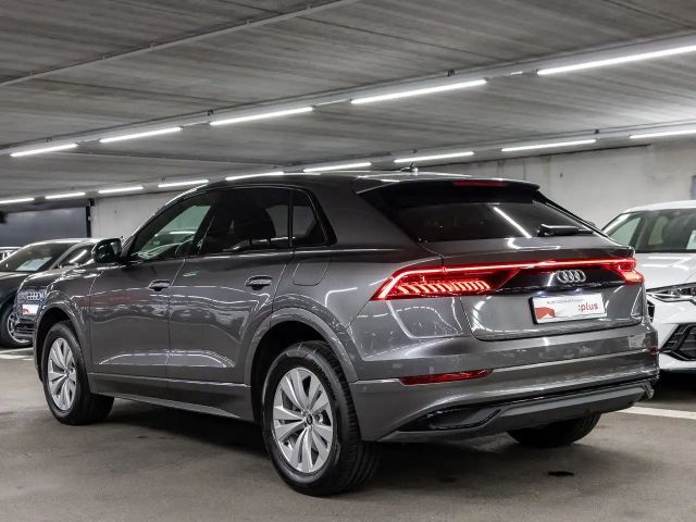 Audi Q8 55 TFSI Hybride Quattro