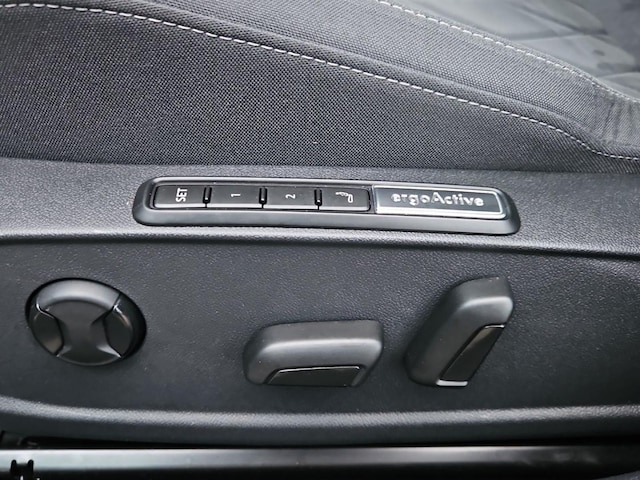 Volkswagen Golf 1.4 TSI Style eHybrid