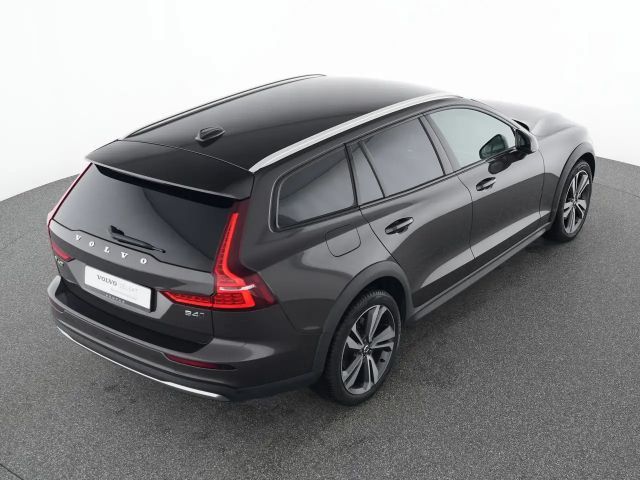 Volvo V60 AWD Plus