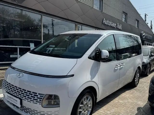 Hyundai Staria Trend