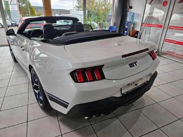 Ford Mustang Convertible GT 5.0 V8