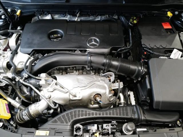 Mercedes-Benz A 250 4MATIC AMG Line