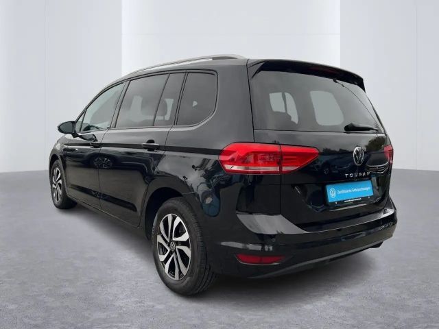Volkswagen Touran 1.5 TSI DSG