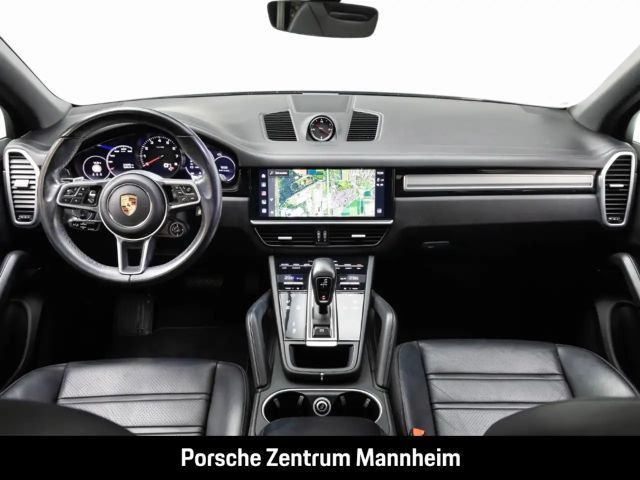 Porsche Cayenne Platinum Edition