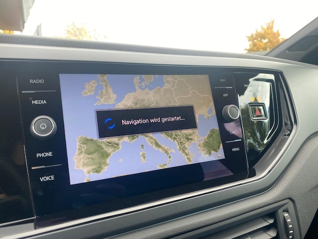 Volkswagen Polo 1.0 TSI DSG R-Line