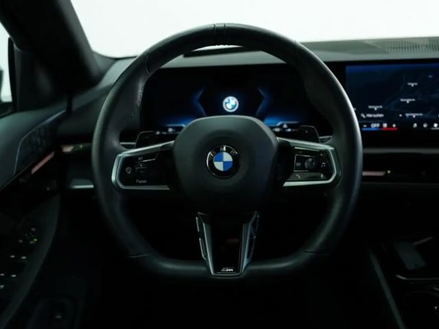 BMW 540 540d M-Sport Touring xDrive