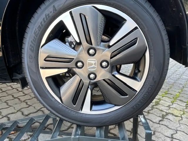 Honda Jazz 1.5 Advance Hybrid i-MMD