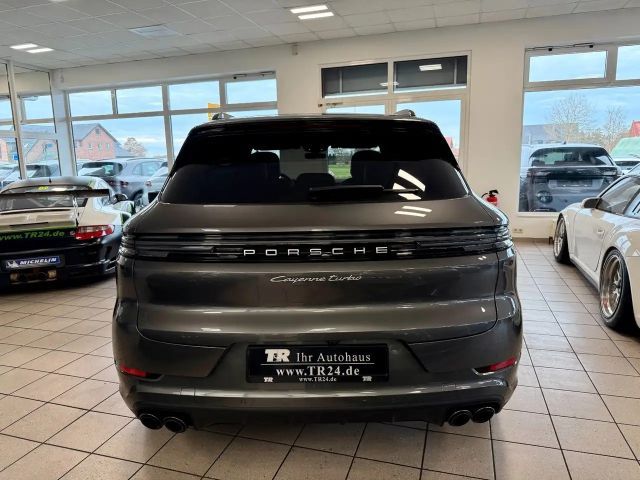 Porsche Cayenne E-Hybrid Turbo