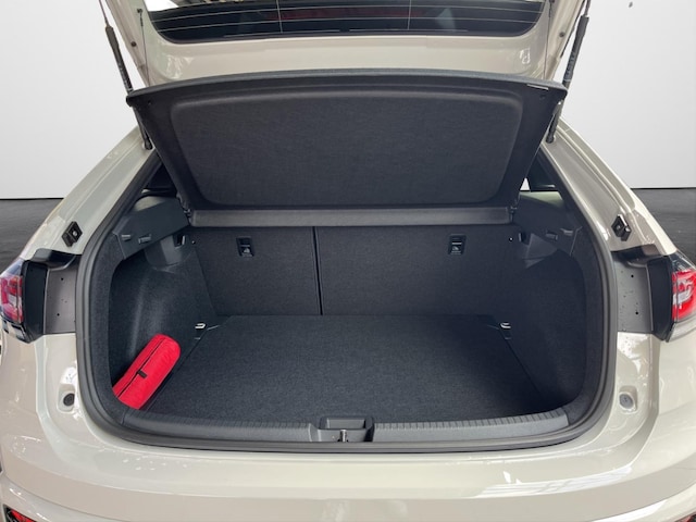 Volkswagen Taigo 1.0 TSI DSG R-Line