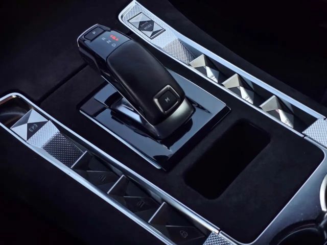 DS DS 7 Crossback Mobiles Performance Line