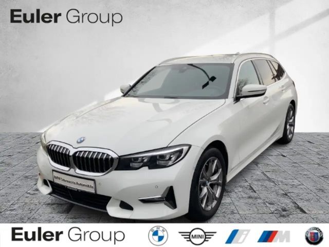 BMW 320 320d Touring xDrive