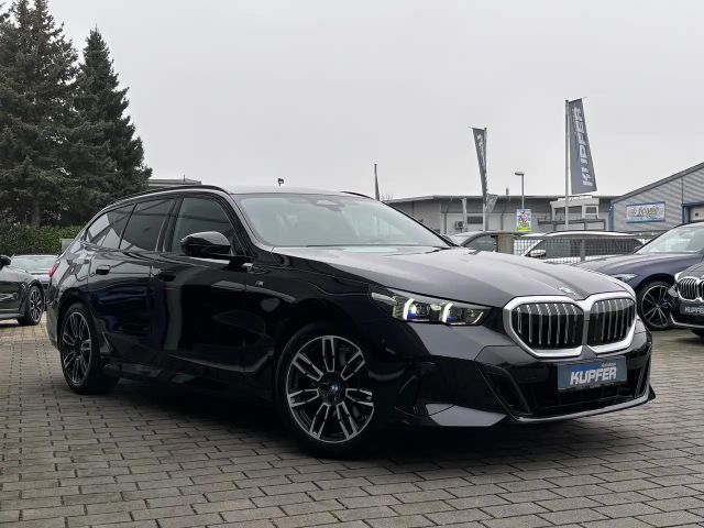 BMW 520 520i M-Sport Touring